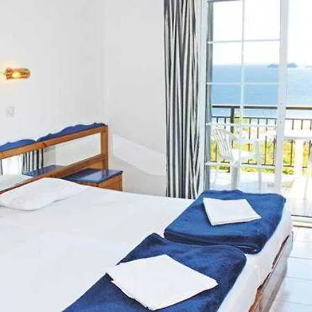 Apart Otel Emerald 2*