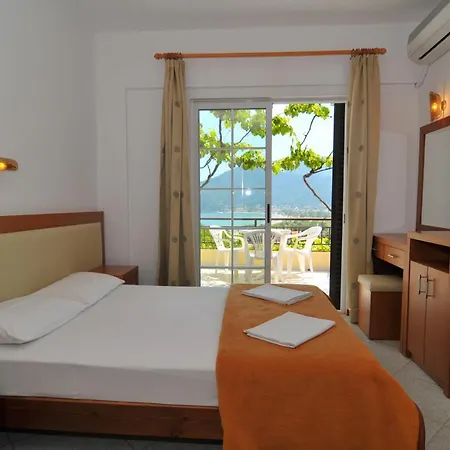 Emerald 2* Chrysi Ammoudia