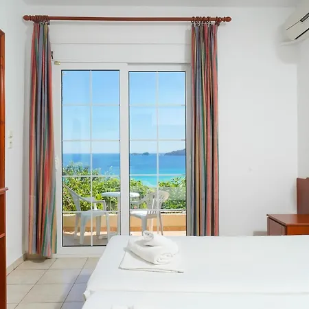 Emerald 2* Хриси-Амудия