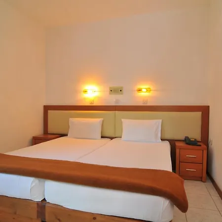 Emerald Хриси-Амудия