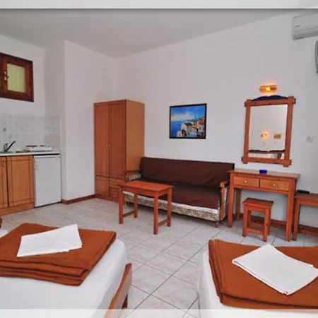 Hotel de apartamente Emerald 2*