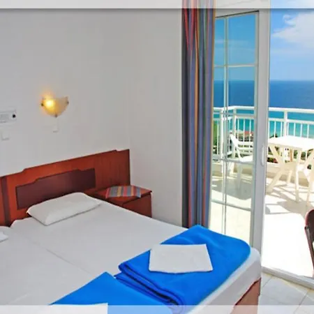Hotel de apartamente Emerald Chrysi Ammoudia