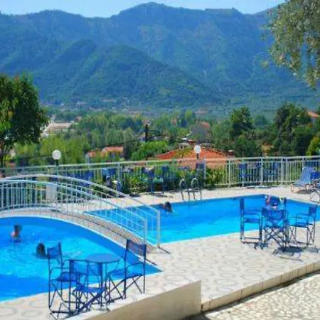 Emerald Хриси-Амудия