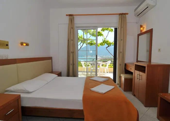 Emerald 2* Chrysi Ammoudia