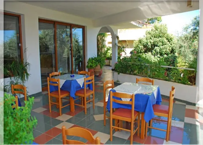 Appart hôtel Emerald 2*