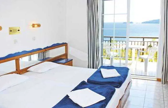 Appart hôtel Emerald 2*